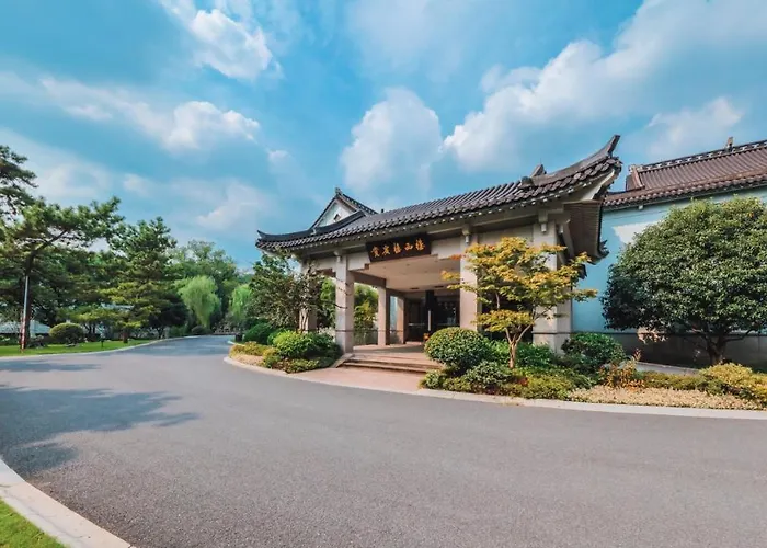 West Lake State Guest House