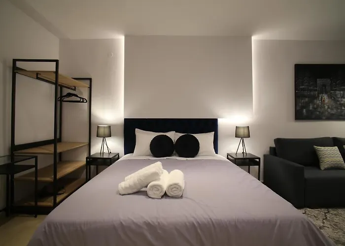 Zh Luxury Suites