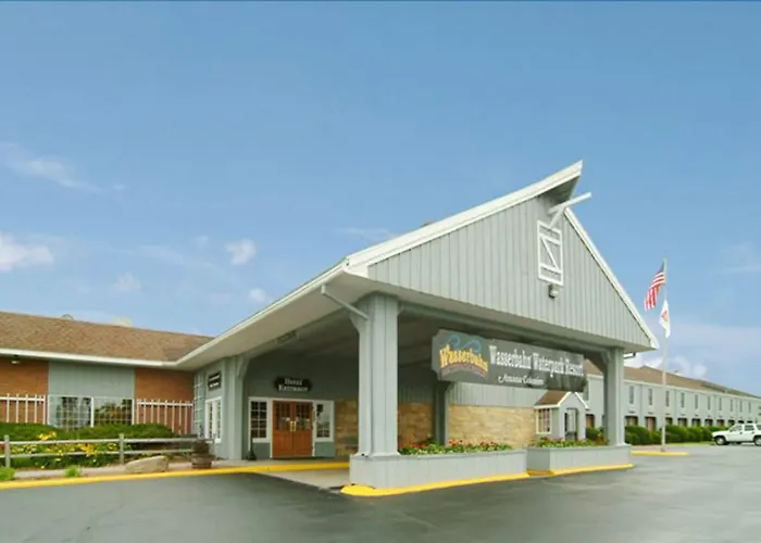 Ramada By Wyndham Williamsburg And Wasserbahn Waterpark