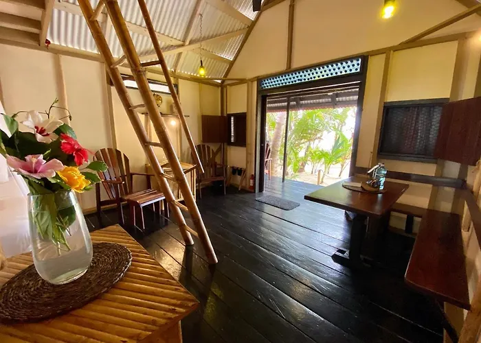 Little Corn Island Beach And Bungalow